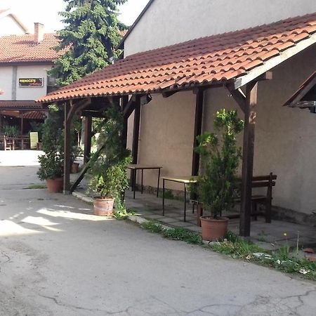 Asterix Rooms Leskovac  Ngoại thất bức ảnh