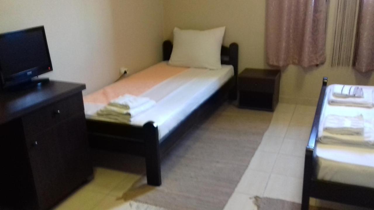 Asterix Rooms Leskovac  Ngoại thất bức ảnh